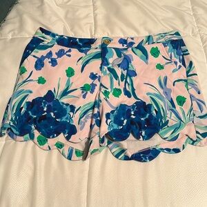 Lilly Pulitzer Callahan Knitted Scalloped
Size 10 Blue and Pink